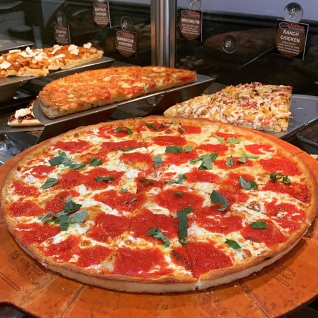 Old World Margherita Pizza.