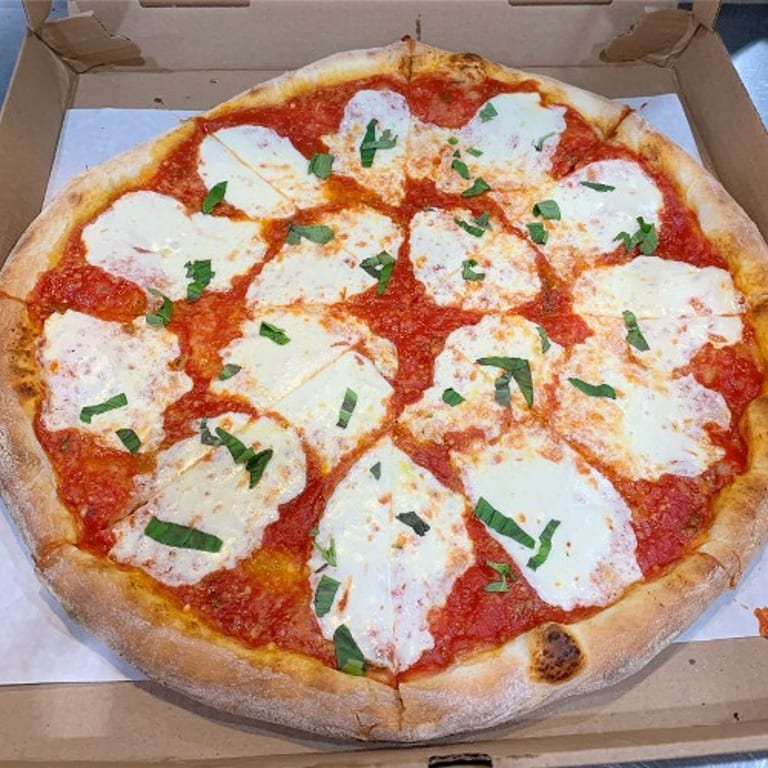 Authentic Margherita Pizza: A Taste of Italy