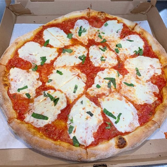 Margherita Pizza.